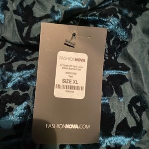 Fashion Nova velvet green two piece set